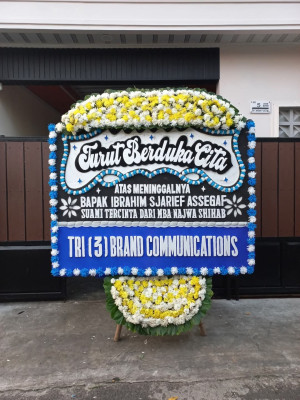 Papan Bunga Duka di Sentul